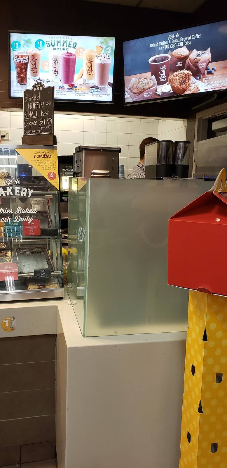 McDonalds | cafe | 1500 Dundas St E, Mississauga, ON L4X 1L4, Canada | 9052702050 OR +1 905-270-2050