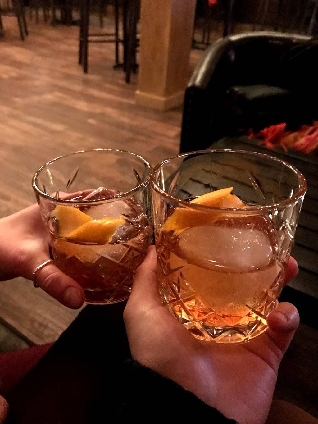 The Thirsty Butler | restaurant | 1585 Wyandotte St E, Windsor, ON N9A 3L3, Canada | 5199152216 OR +1 519-915-2216