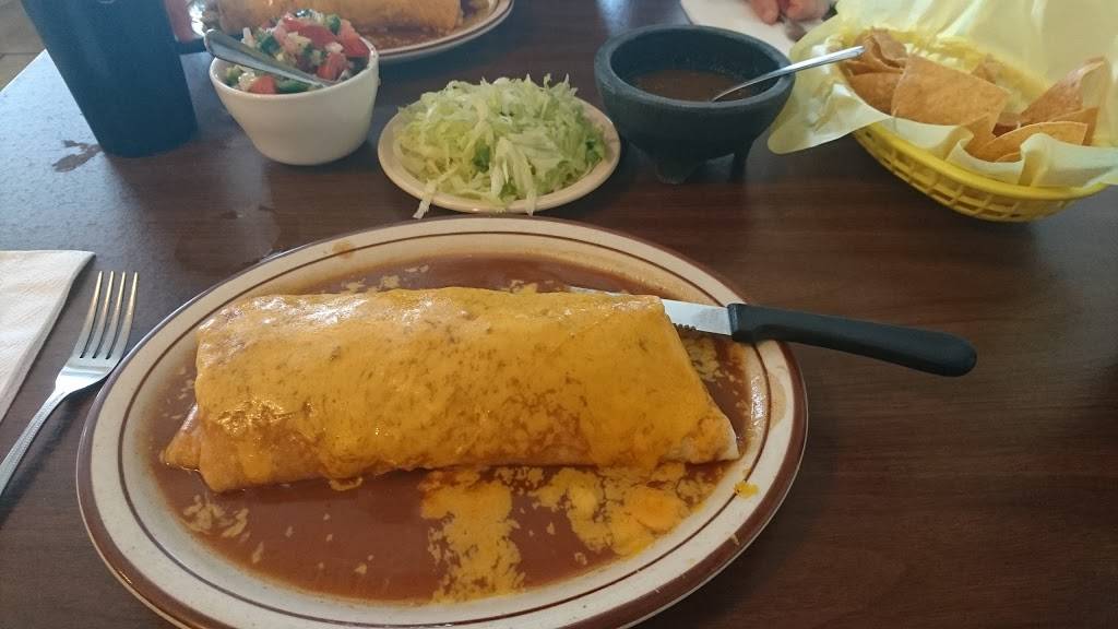 El Nuevo Mexicali | restaurant | 101 E Pine St, Exeter, CA 93221, USA | 5595926514 OR +1 559-592-6514