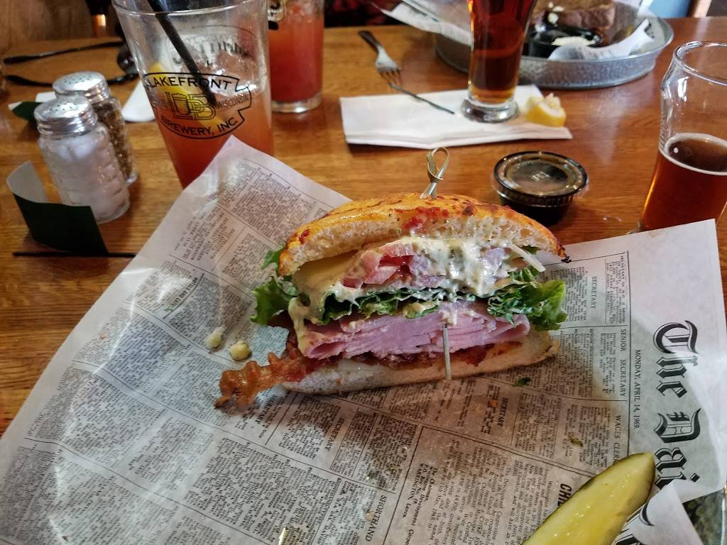 Schmittys Bar & Grill | restaurant | N7044 Winnebago Dr, Fond du Lac, WI 54935, USA | 9209074380 OR +1 920-907-4380