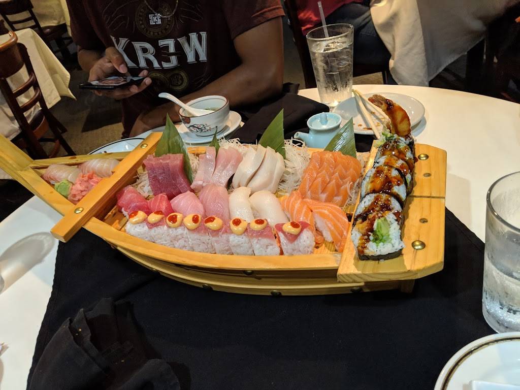 Sushi Star | restaurant | 5956 Royal Ln, Dallas, TX 75230, USA | 2146928989 OR +1 214-692-8989