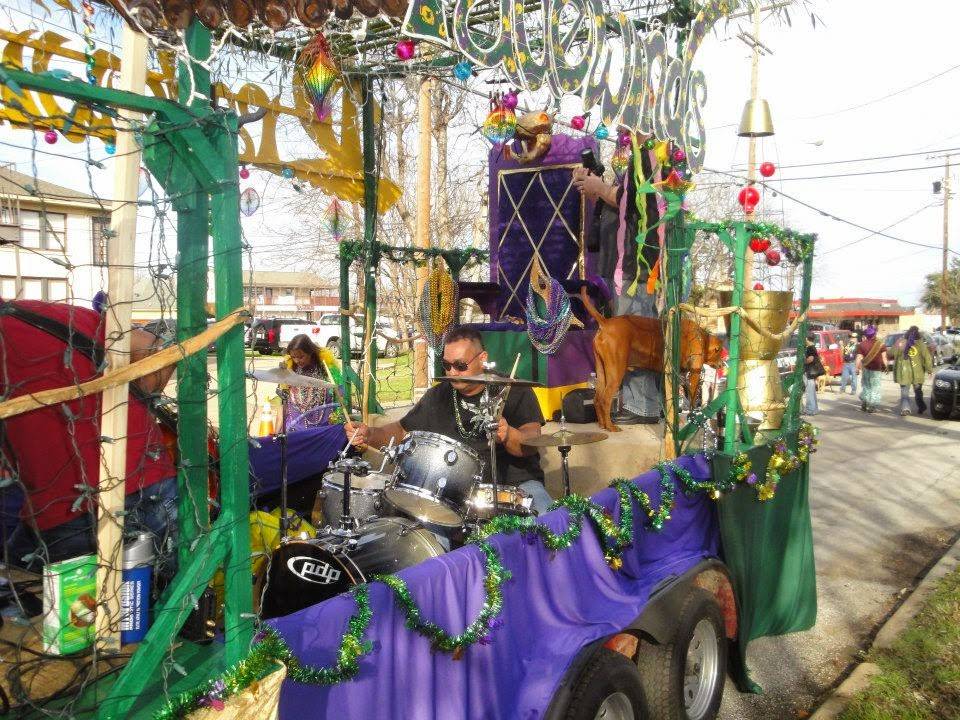 Tradewinds Social Club | restaurant | 2843 W Davis St, Dallas, TX 75211, USA | 2143379075 OR +1 214-337-9075