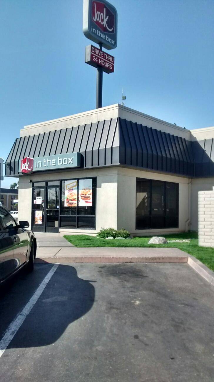 Jack in the Box | restaurant | 1200 Oak St, Bakersfield, CA 93304, USA | 6618618337 OR +1 661-861-8337