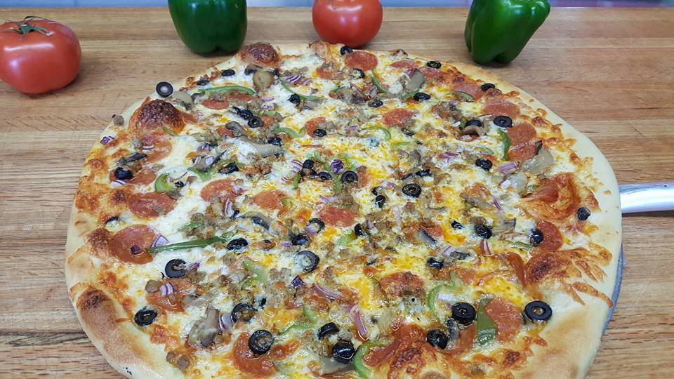 The Village Market | restaurant | 445 Pine Grove Rd, Bluemont, VA 20135, USA | 5409558742 OR +1 540-955-8742