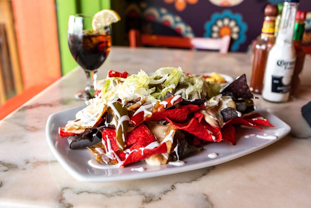 Borders Tex-Mex Cantina | restaurant | 1034 McCarter Hwy, Newark, NJ 07102, USA | 9737557650 OR +1 973-755-7650