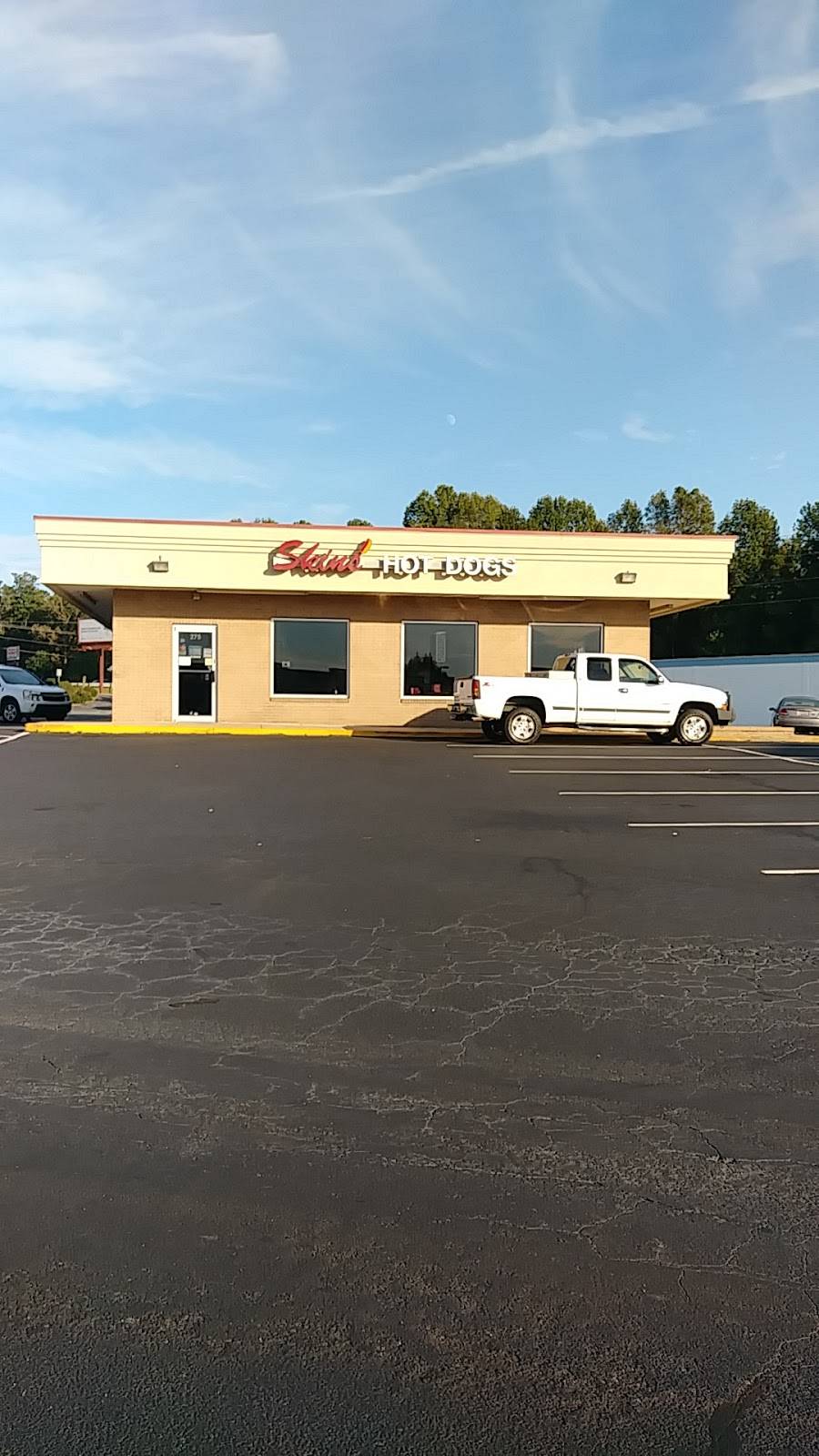 Skins Hot dogs | meal takeaway | 275 Market St, Seneca, SC 29678, USA | 8648859811 OR +1 864-885-9811