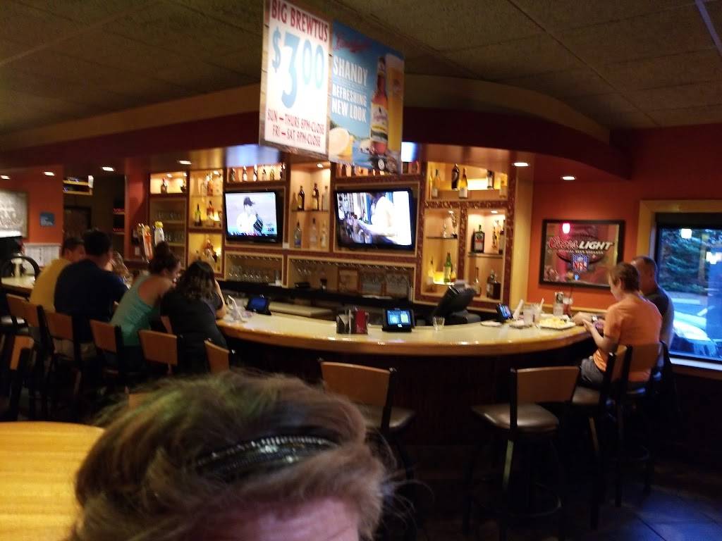 Applebees Grill + Bar | restaurant | 2437 E M 21, Corunna, MI 48817, USA | 9897202727 OR +1 989-720-2727