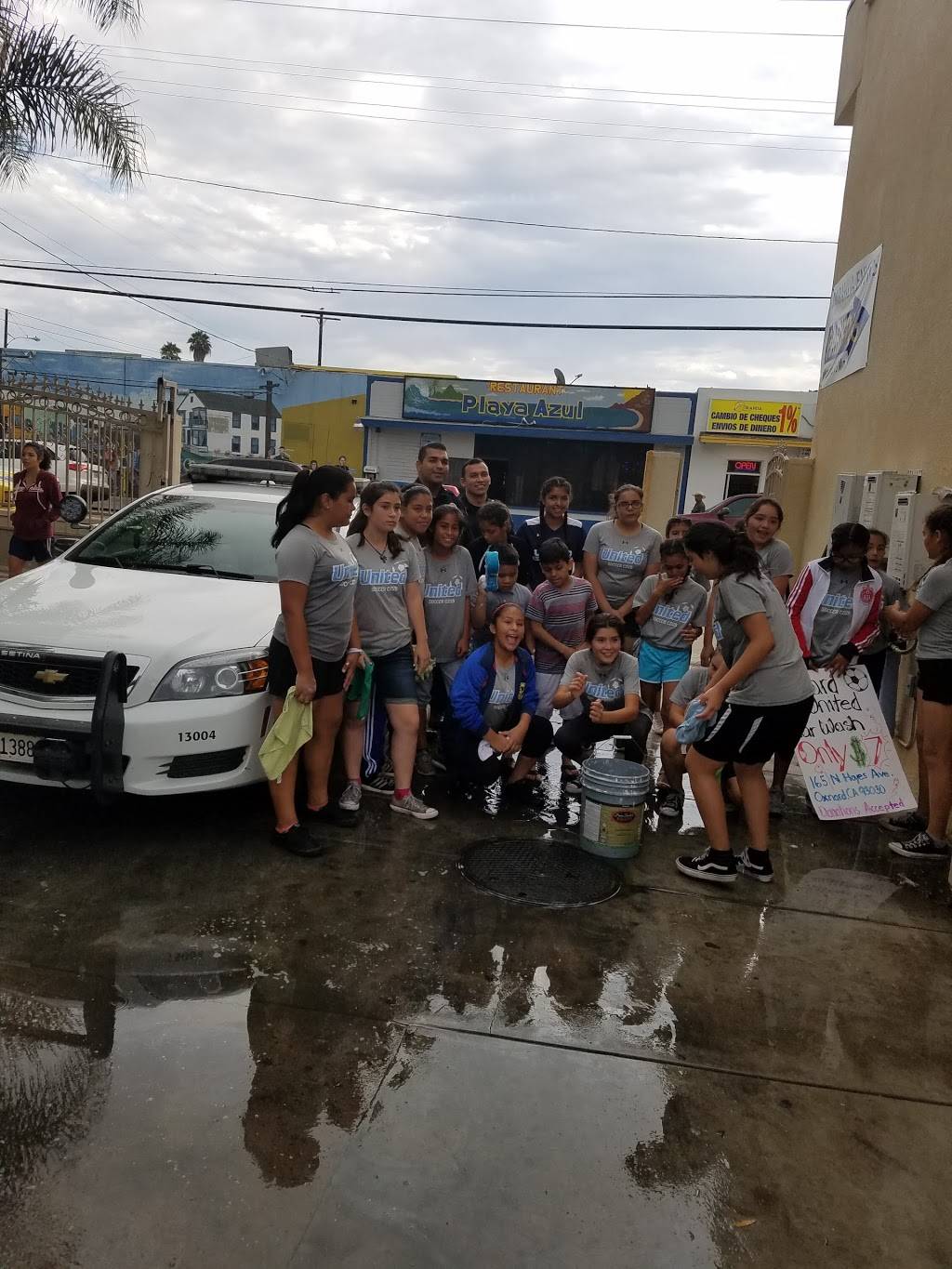 La Rosa De Michoacan Taqueria | restaurant | 165 N Hayes Ave, Oxnard, CA 93030, USA | 8054835621 OR +1 805-483-5621