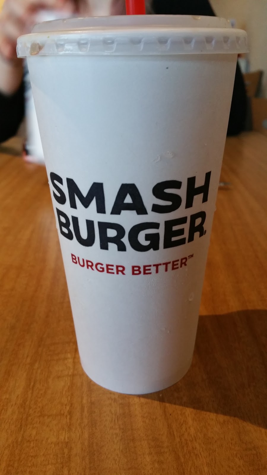 Smashburger | restaurant | 6970 E 22nd St #106, Tucson, AZ 85710, USA | 5203261588 OR +1 520-326-1588