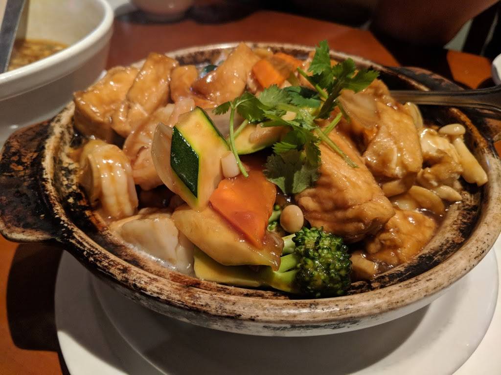 Sichuan Fortune House | restaurant | 41 Woodsworth Ln, Pleasant Hill, CA 94523, USA | 9256869828 OR +1 925-686-9828