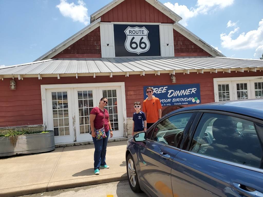 Charlies Fried Chicken | restaurant | 2400 N Main St, Miami, OK 74354, USA | 9185428210 OR +1 918-542-8210