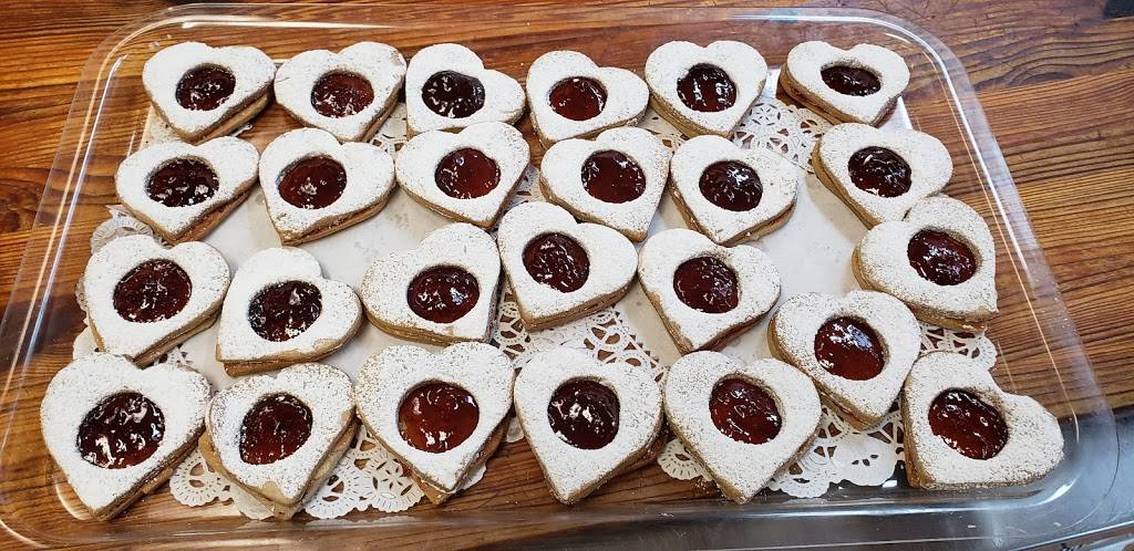 Paos Pastries & Cafe | restaurant | 14499 Friar St, Van Nuys, CA 91401, USA | 8188446421 OR +1 818-844-6421