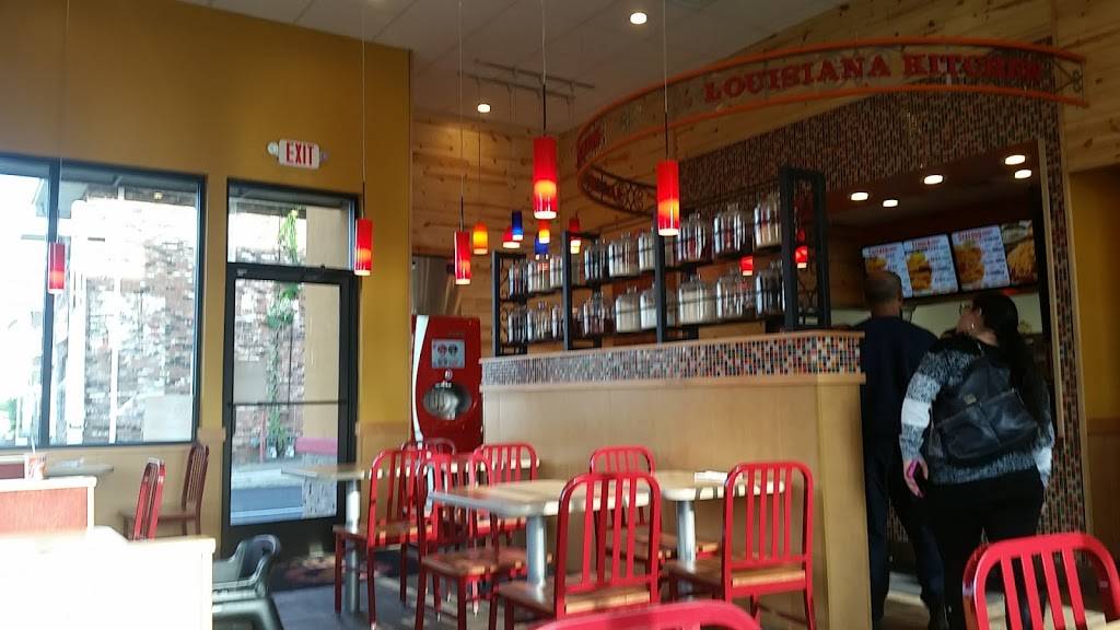 Popeyes | restaurant | 497 Connecticut Ave, Norwalk, CT 06854, USA | 2036423467 OR +1 203-642-3467