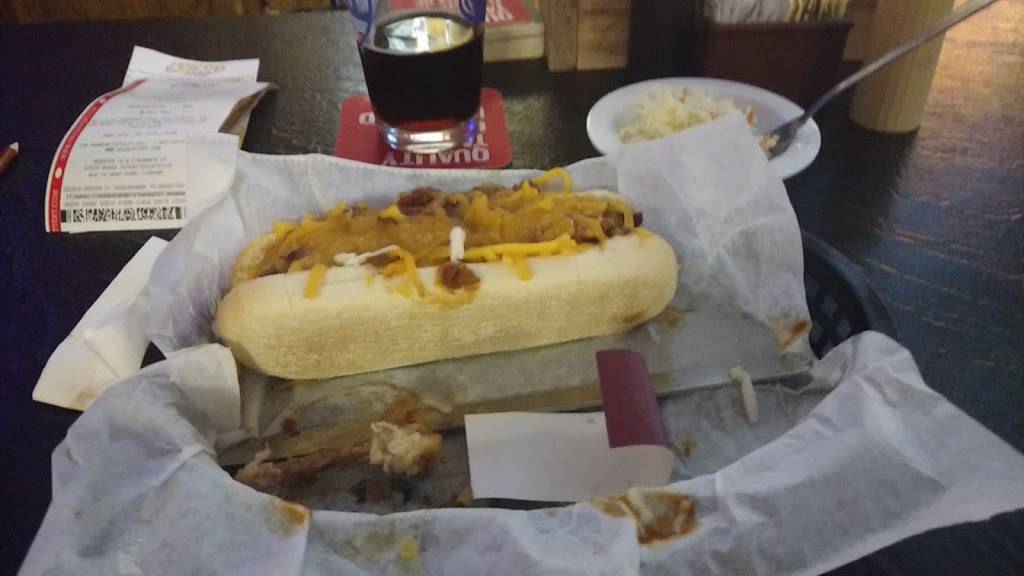 Bradleys of Sterling | restaurant | 14004 Kauffman Ave, Sterling, OH 44276, USA | 3309394531 OR +1 330-939-4531