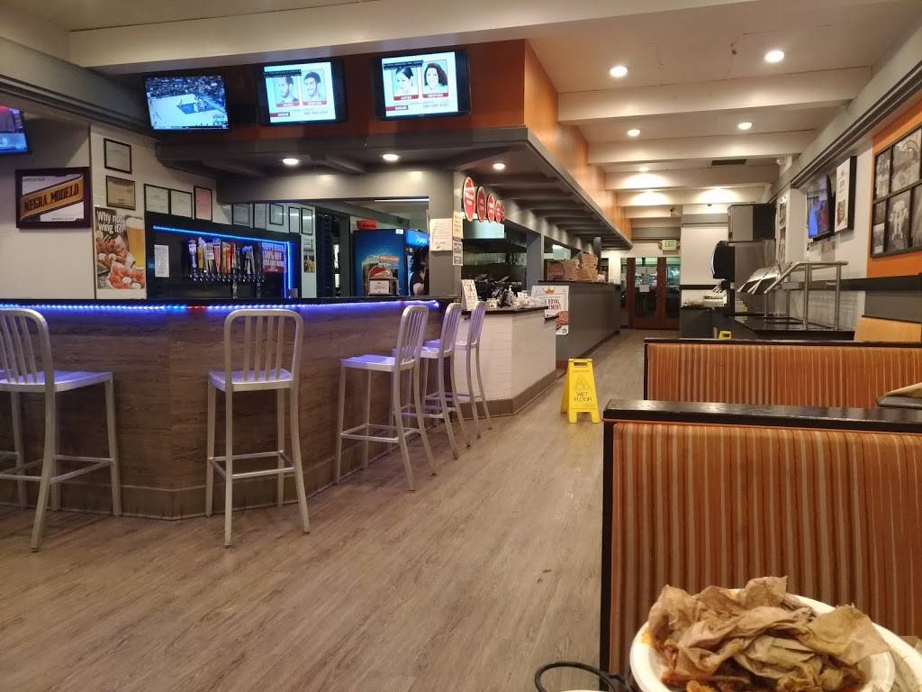 Round Table Pizza | meal delivery | 22457 Foothill Blvd, Hayward, CA 94541, USA | 5105817777 OR +1 510-581-7777