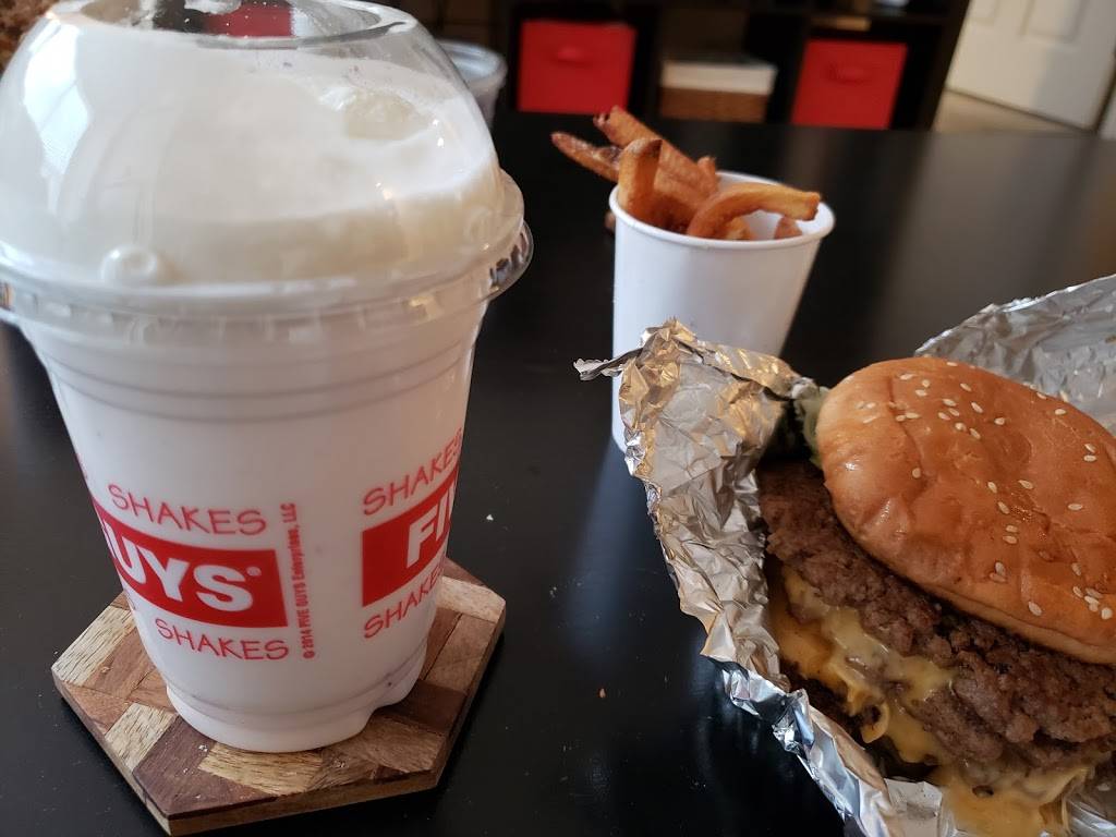 Five Guys | meal takeaway | 1030 Main St, Waltham, MA 02451, USA | 7816470555 OR +1 781-647-0555