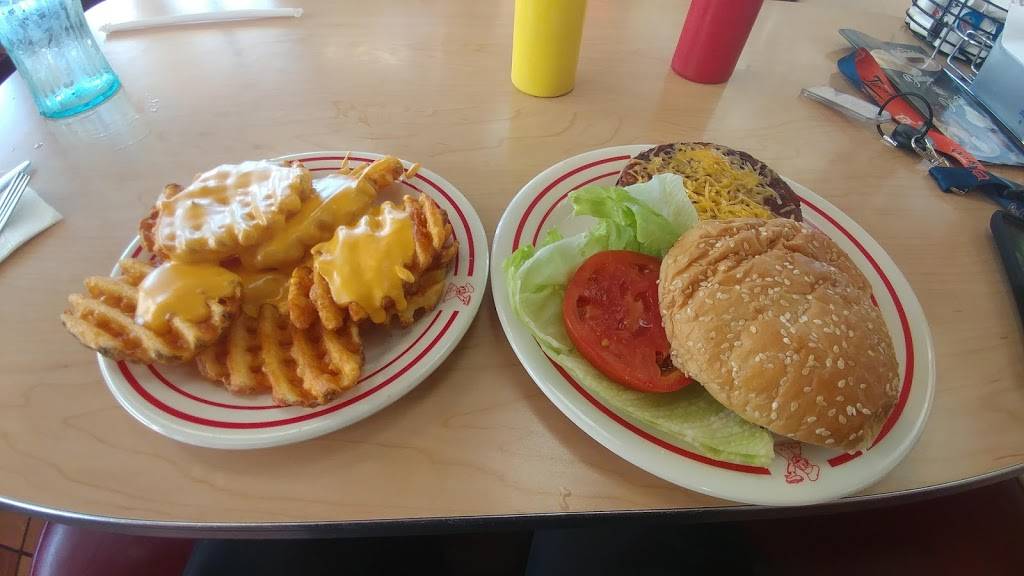 National Coney Island | restaurant | 2789 S Rochester Rd, Rochester Hills, MI 48307, USA | 2488527411 OR +1 248-852-7411