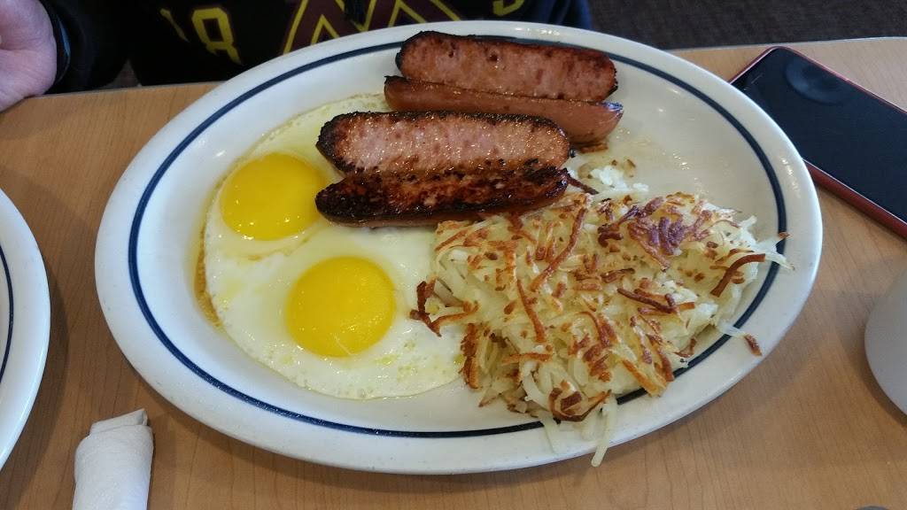 IHOP | bakery | 2131 Willow Rd, Glenview, IL 60025, USA | 8476579570 OR +1 847-657-9570