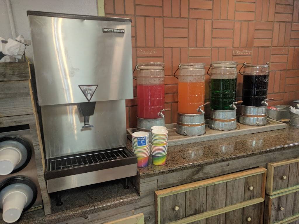 Lillies | restaurant | 412 US-80, Clinton, MS 39056, USA | 6015737465 OR +1 601-573-7465