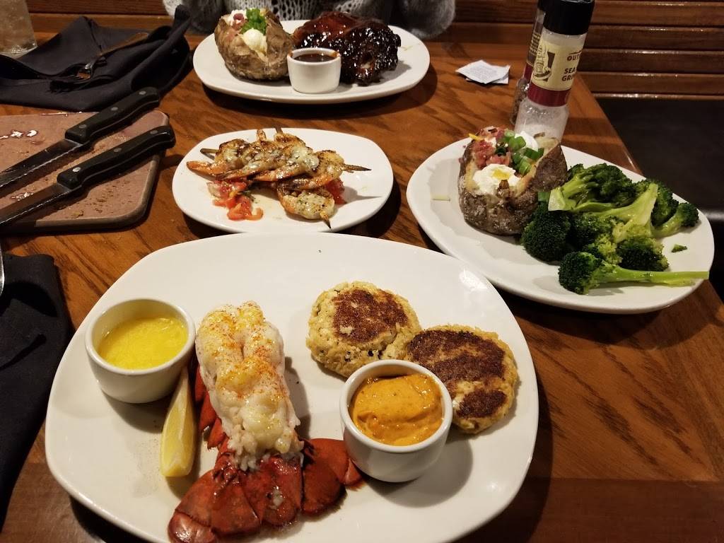 Outback Steakhouse | restaurant | 150 Elden St, Herndon, VA 20170, USA | 7033180999 OR +1 703-318-0999