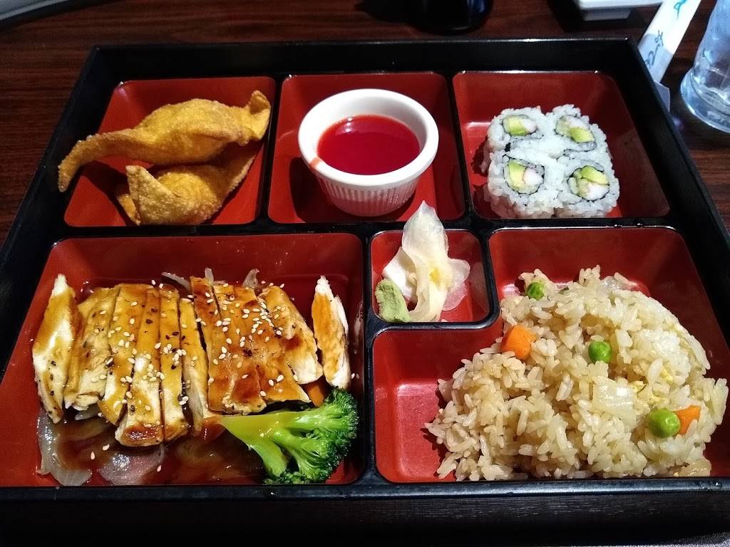 Fuji sushi | restaurant | 1304 North US-281, suite101, Marble Falls, TX 78654, USA | 8306377757 OR +1 830-637-7757