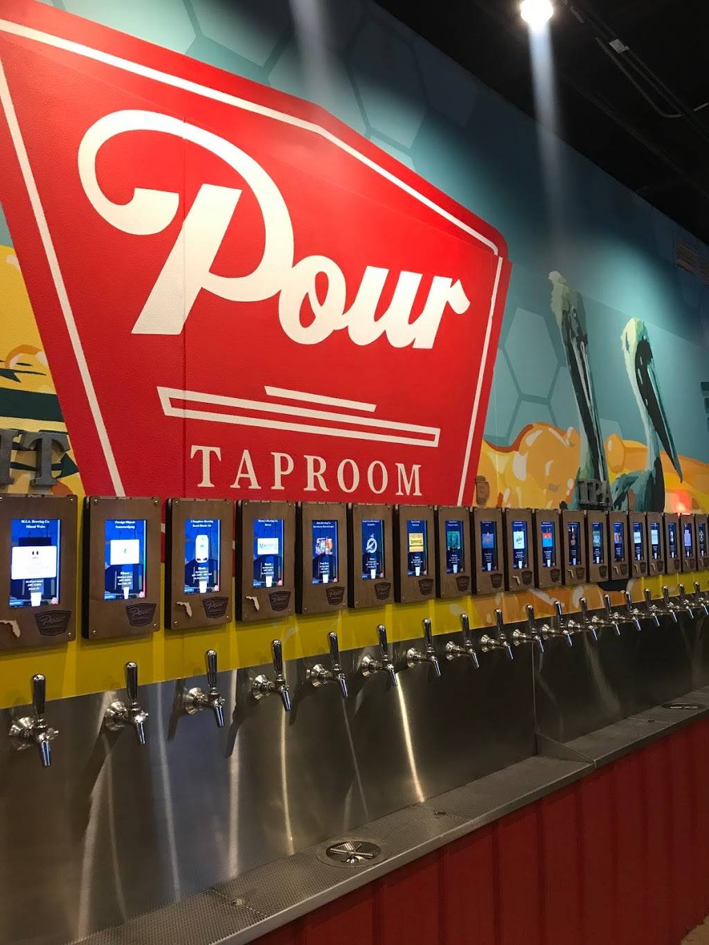 Pour Taproom St. Pete | restaurant | 225 2nd Ave N, St. Petersburg, FL 33701, USA | 7274406677 OR +1 727-440-6677