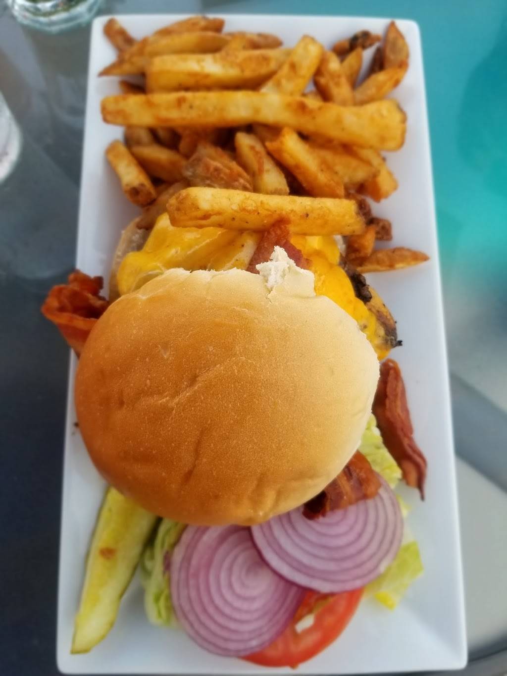 Bayhouse | restaurant | 155-57 Bayview Ave, Rosedale, NY 11422, USA | 7185277575 OR +1 718-527-7575