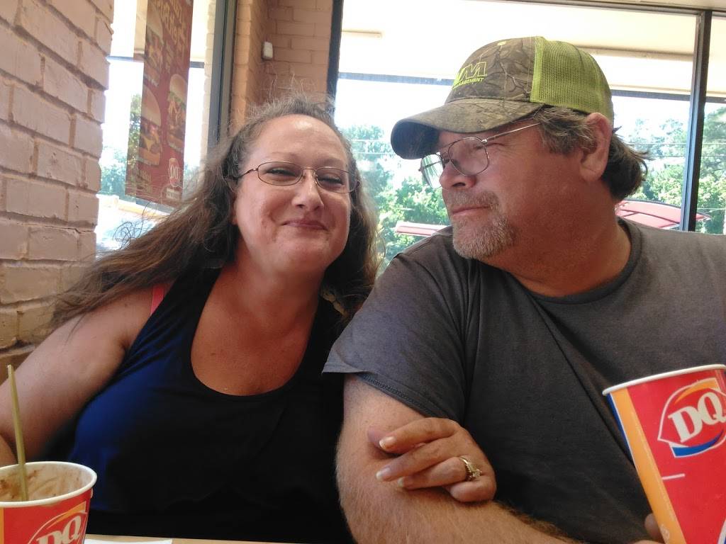 Dairy Queen | restaurant | 1009 S Magnolia St, Woodville, TX 75979, USA | 4092832509 OR +1 409-283-2509