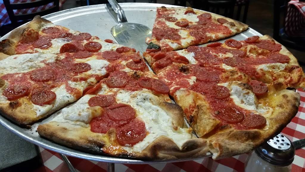 Grimaldis Pizzeria | restaurant | 20715 N Pima Rd f115, Scottsdale, AZ 85255, USA | 4805155588 OR +1 480-515-5588
