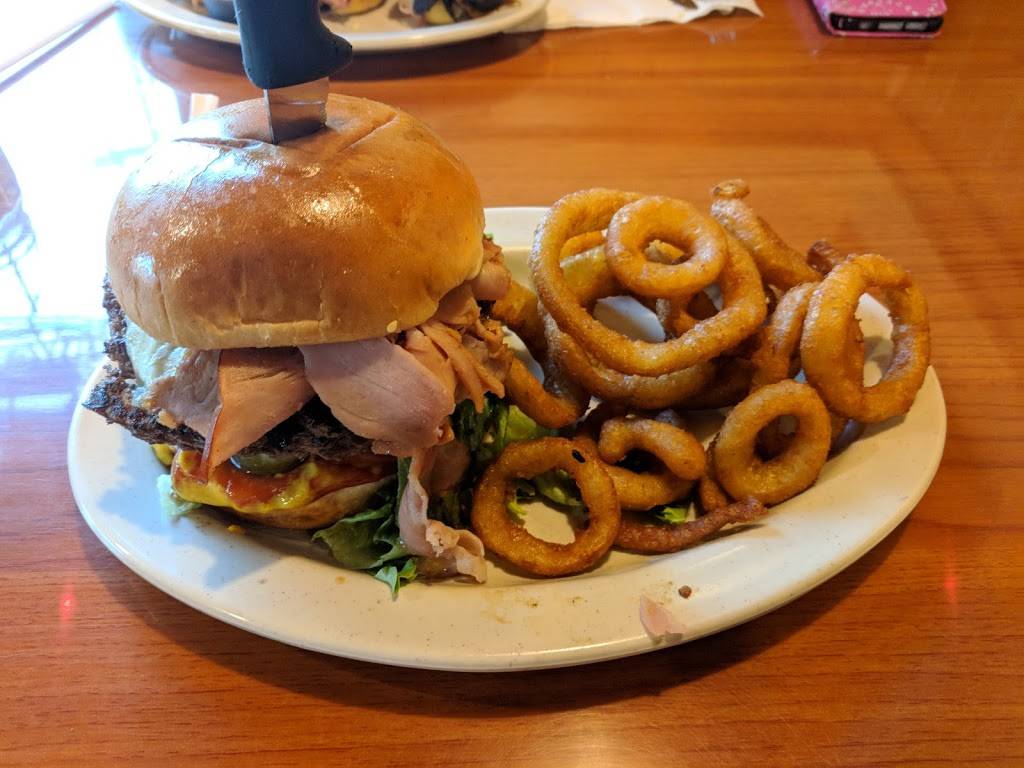 CarterQue BBQ & Grilling Co. | restaurant | 1310 S Main St, Mt Airy, MD 21771, USA | 3018292222 OR +1 301-829-2222