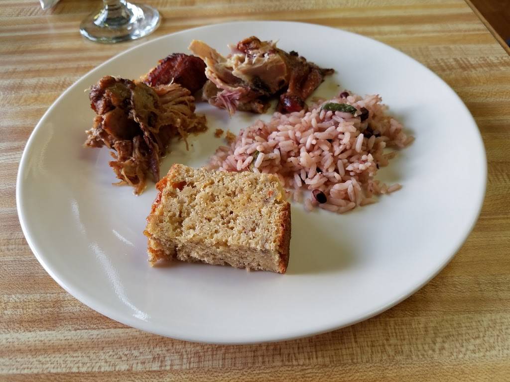 Davids Jamaican Cuisine | restaurant | 5696 Monona Dr, Monona, WI 53716, USA | 6082228109 OR +1 608-222-8109