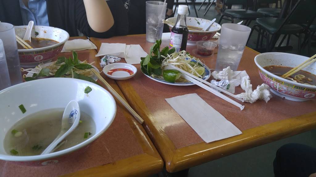 Uyens Restaurant | restaurant | 3708 Gulfway Dr, Port Arthur, TX 77642, USA | 4099825191 OR +1 409-982-5191