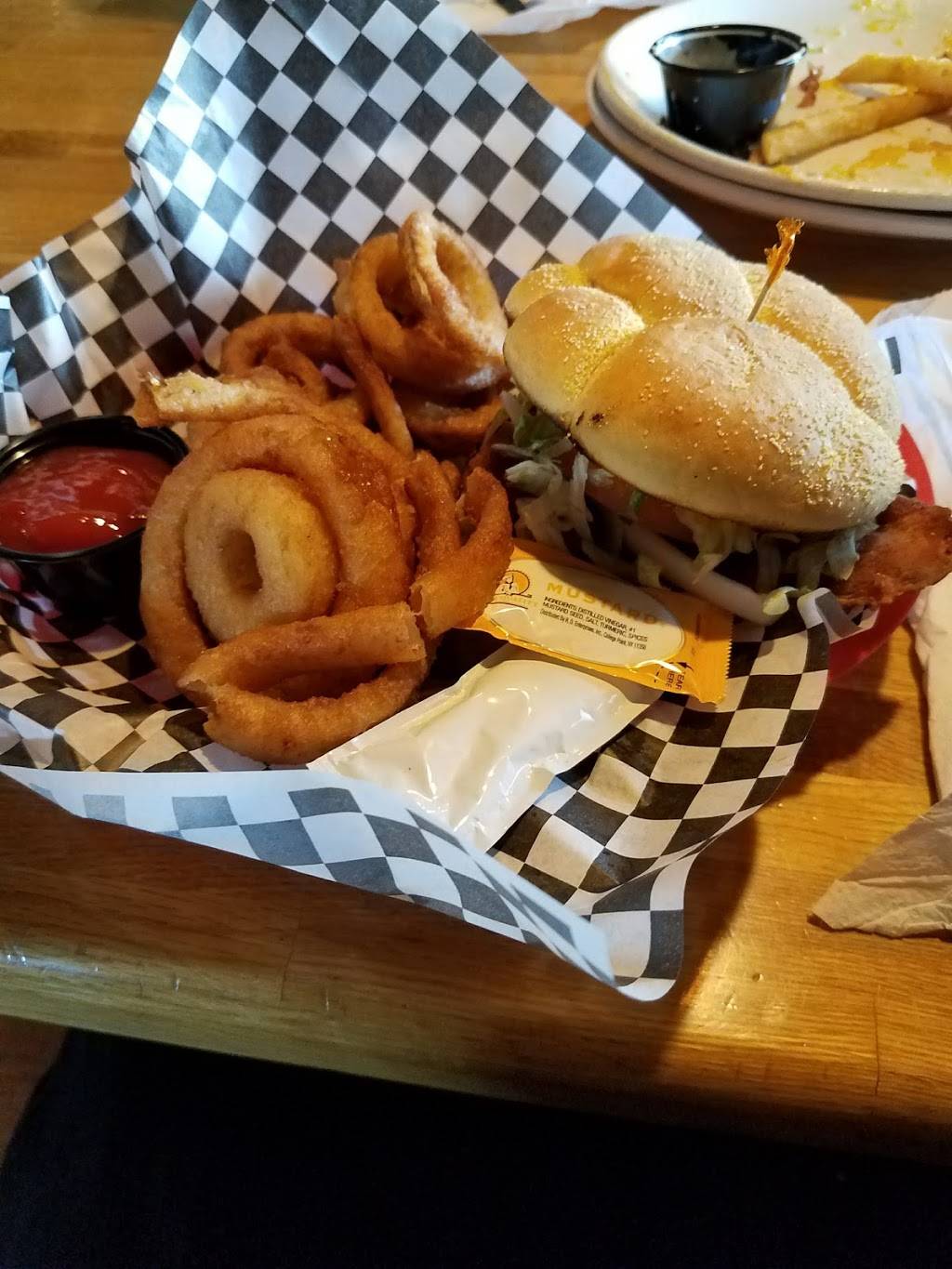 Chubby Rays | restaurant | 3910 Ruckriegel Pkwy, Jeffersontown, KY 40299, USA | 5022671188 OR +1 502-267-1188