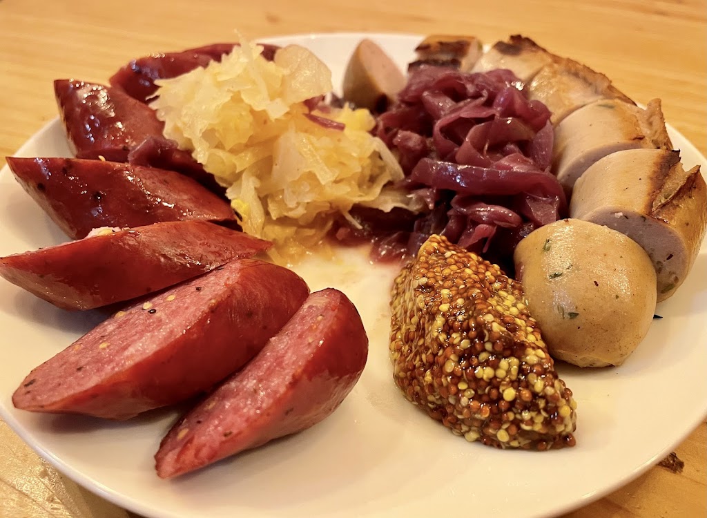 Black Forest Kitchen | restaurant | 545 SW 3rd St, Corvallis, OR 97333, USA | 5416902940 OR +1 541-690-2940