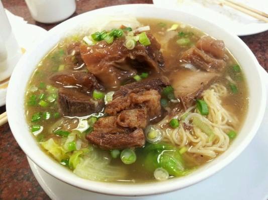 Yummy Asian Noodle | restaurant | 626 N Dixie Fwy, New Smyrna Beach, FL 32168, USA | 3864238355 OR +1 386-423-8355