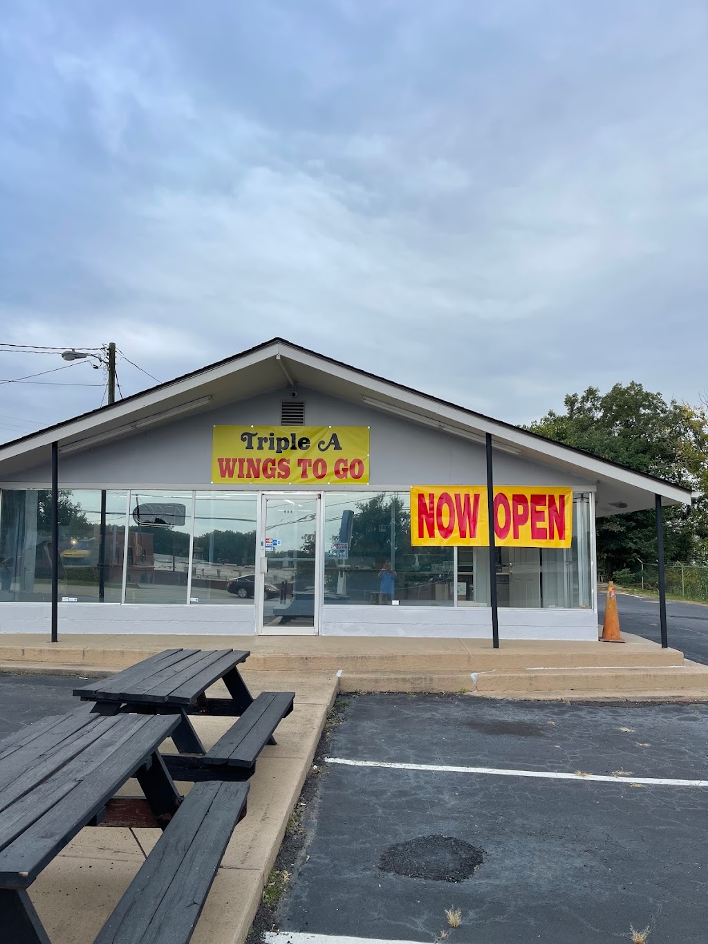 TRIPLE A WINGS TO GO | restaurant | 984 Athens St, Gainesville, GA 30501, USA | 4702908020 OR +1 470-290-8020