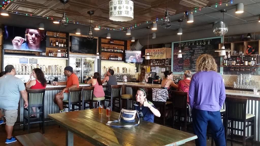 Beerfoot Brewery | restaurant | 2816 Avenue R 1/2, Galveston, TX 77550, USA | 4097622337 OR +1 409-762-2337