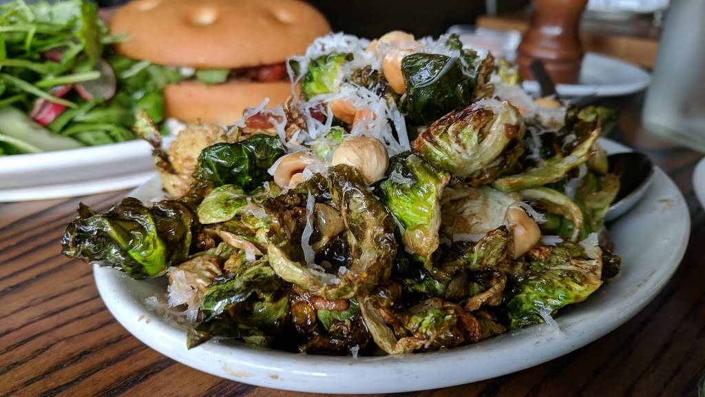 Myriad Gastropub | restaurant | 2491 Mission St, San Francisco, CA 94110, USA | 4155254335 OR +1 415-525-4335