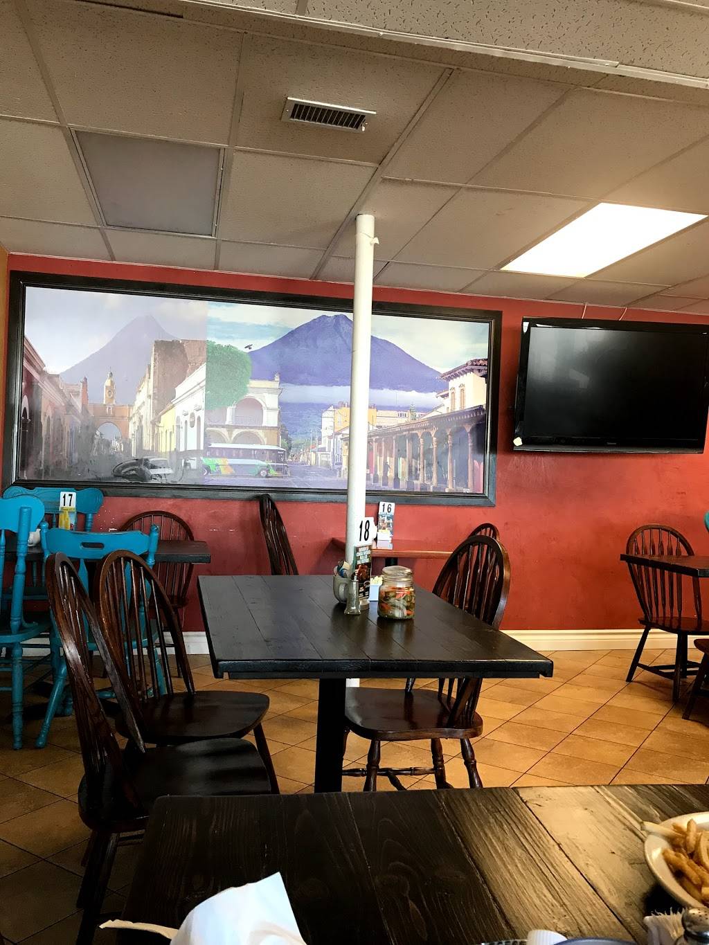 Dona Amalia | restaurant | 16060 Saticoy St, Van Nuys, CA 91406, USA | 8187823020 OR +1 818-782-3020