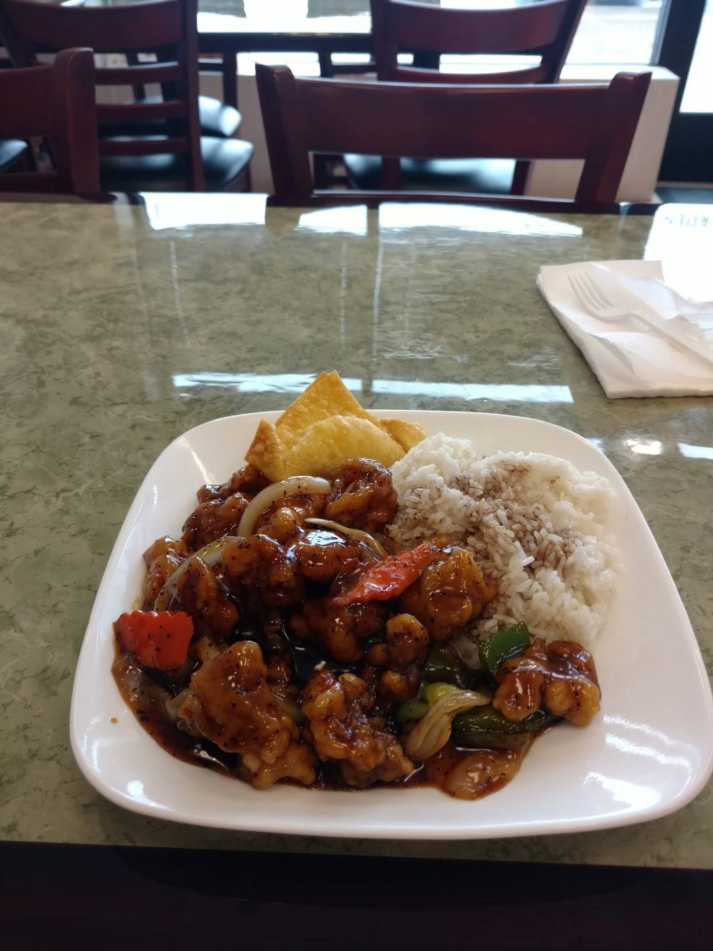 Asian Garden | restaurant | 7720 S Lovers Lane Rd, Franklin, WI 53132, USA | 4144258588 OR +1 414-425-8588