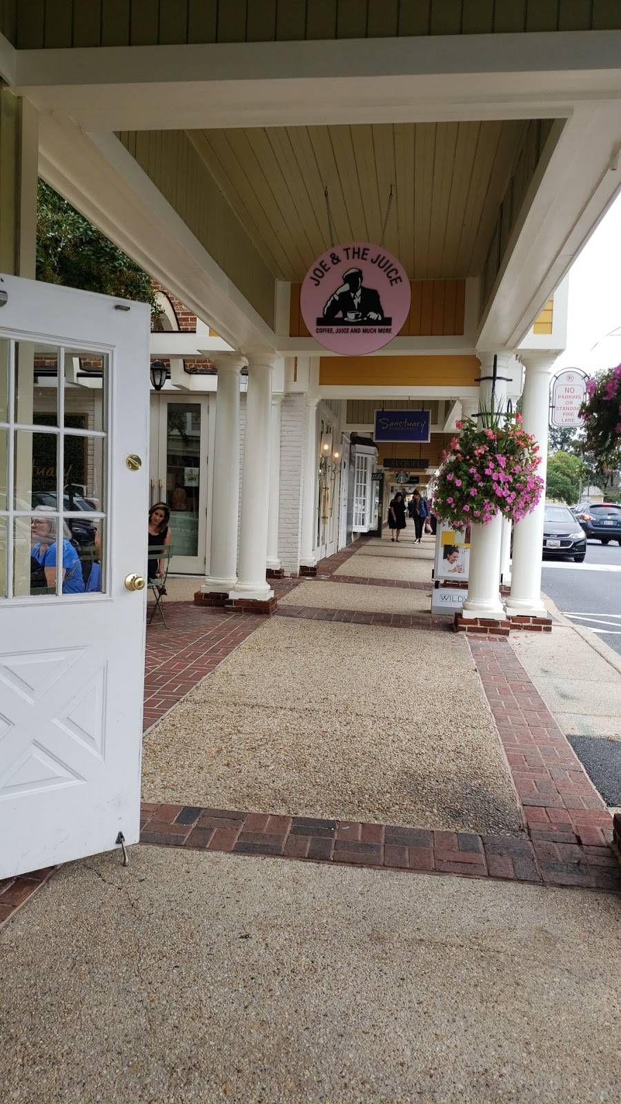 JOE & THE JUICE | cafe | 10301 Old Georgetown Road Wildwood Shopping Center, Bethesda, MD 20814, USA | 2015000000 OR +1 201-500-0000