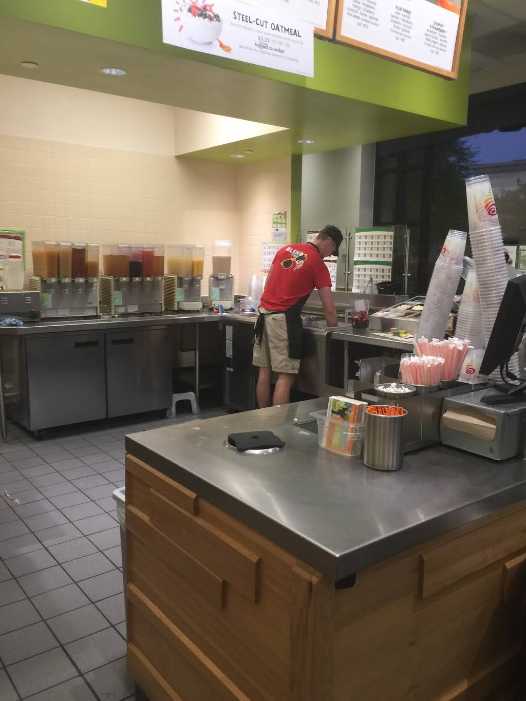 Jamba Juice The Stadium Center | restaurant | 2160 Daniels St, Manteca, CA 95337, USA | 2092392492 OR +1 209-239-2492