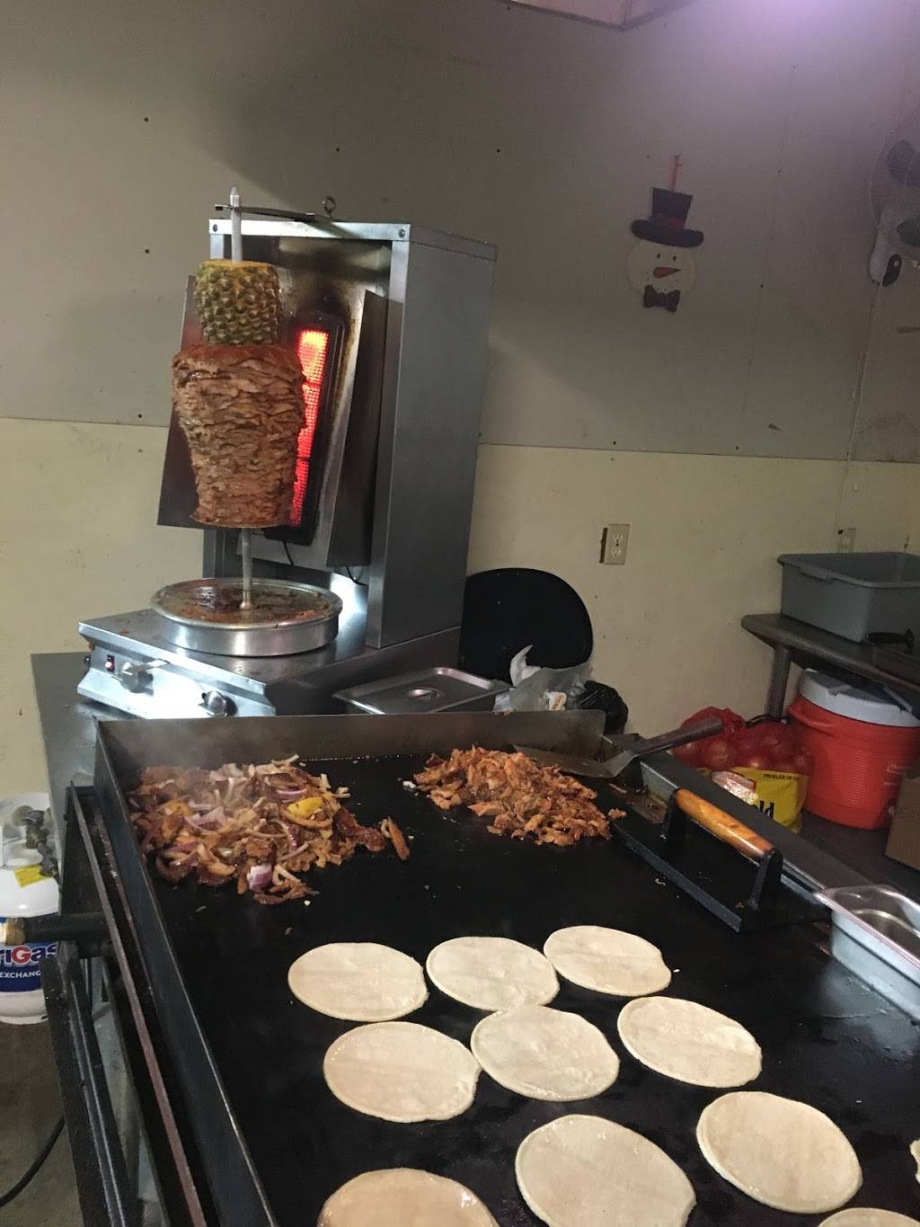 Tacos Tio Froy | restaurant | 13945 Manakee Ave, Clearlake, CA 95422, USA | 2132817792 OR +1 213-281-7792