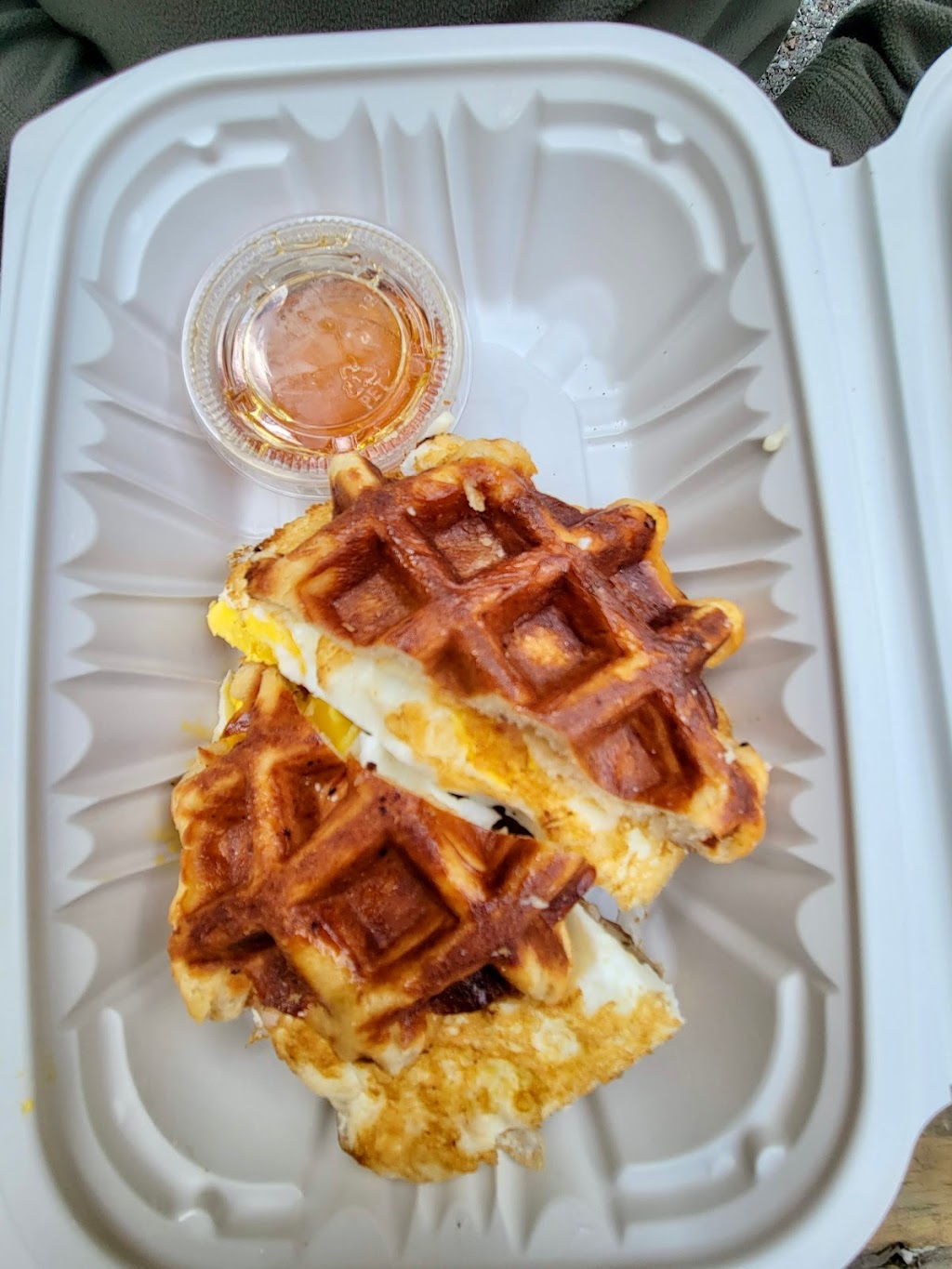 The Waffle Dude | restaurant | 37239 Jefferson Pike, Purcellville, VA 20132, USA | 5712306418 OR +1 571-230-6418
