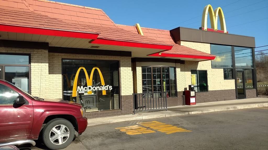 McDonalds | cafe | 1586 S Washington St, Millersburg, OH 44654, USA | 3306745334 OR +1 330-674-5334