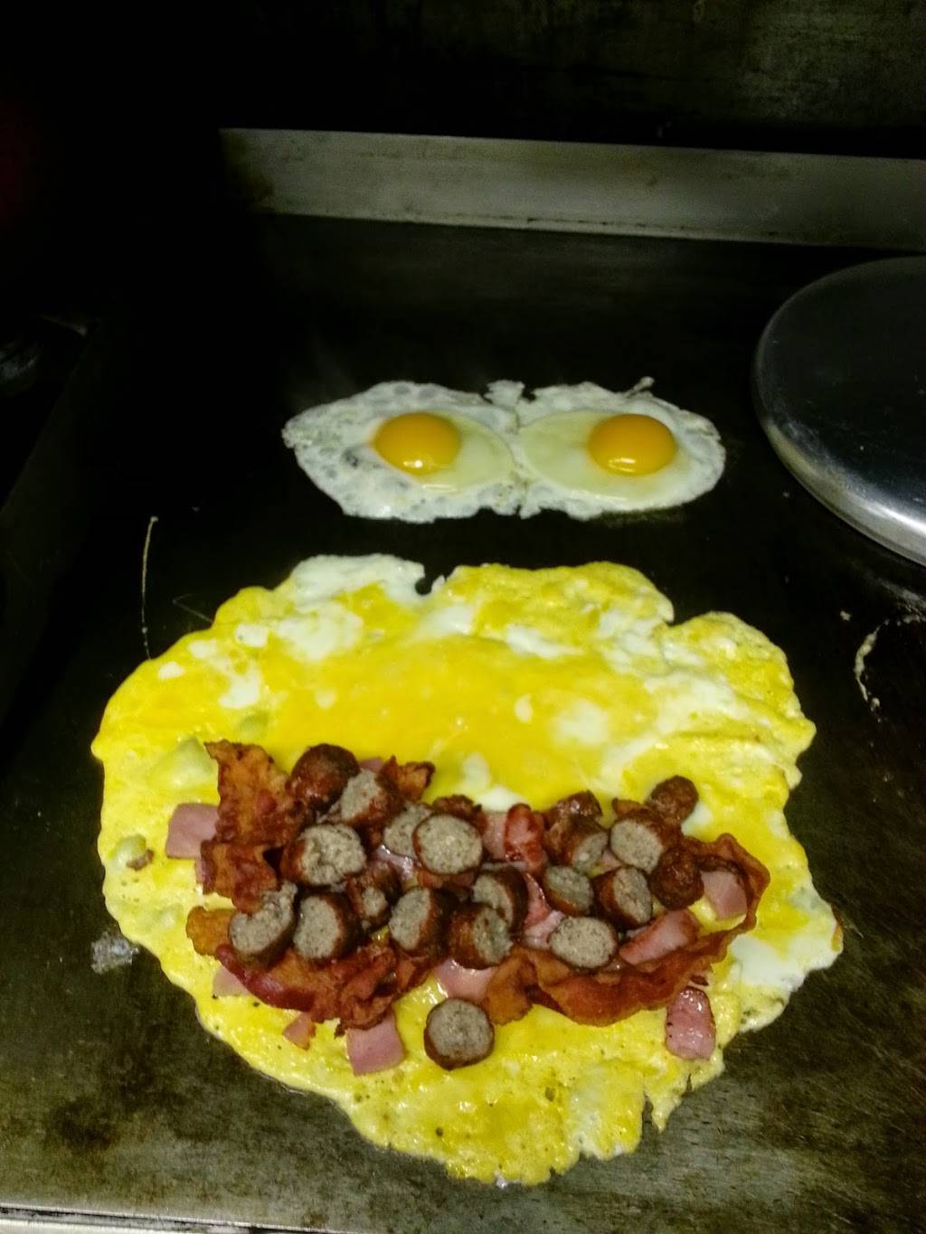 Country Fixins | restaurant | 1402 PA-980, Canonsburg, PA 15317, USA | 7247468557 OR +1 724-746-8557