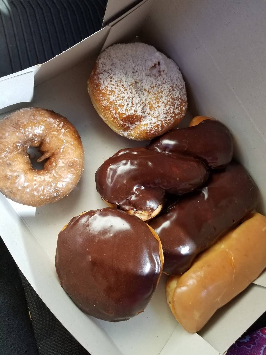 Yum Yum Donuts | cafe | 1090 Meridian Ave, San Jose, CA 95125, USA | 4087239713 OR +1 408-723-9713