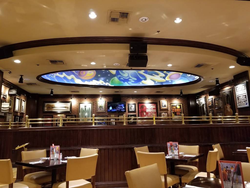 Hard Rock Cafe | restaurant | 502 Texas Ave, Houston, TX 77002, USA | 7132271392 OR +1 713-227-1392