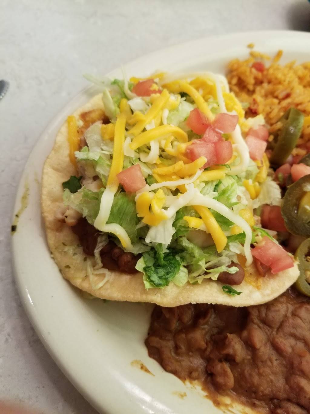 Chuys | restaurant | 28244 Diehl Rd, Warrenville, IL 60555, USA | 6303930911 OR +1 630-393-0911