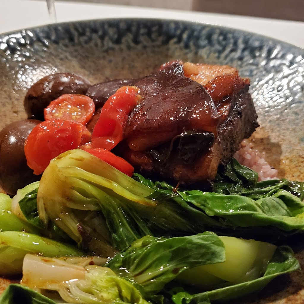 M Grille | restaurant | 530 Lady St, Columbia, SC 29201, USA | 8038514851 OR +1 803-851-4851